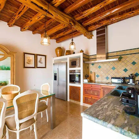 Villa Peratu